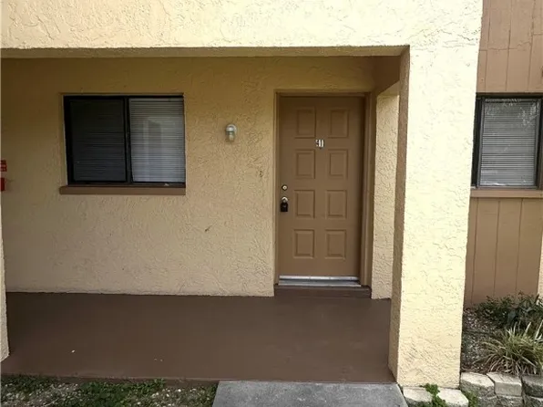 618 Gerald Ave APT 411, Lehigh Acres, FL 33936