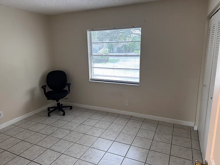 721 SW Gardens Blvd — Photo 8