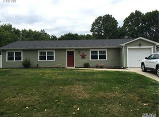 5 Puritan Ave, Mount Sinai, NY 11766