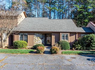 1623 12th St NE, Hickory, NC 28601