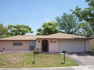 9130 Chantilly Ln, Port Richey, FL 34668