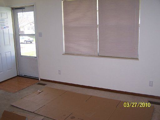 4th image of 7136 Meadowbrook Cir