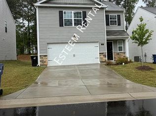 127 Palm Dr, Sanford, NC 27332
