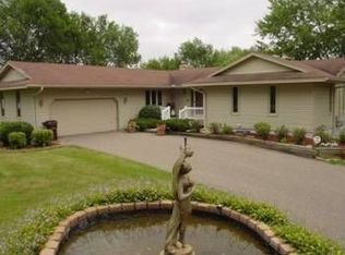 19715 Stieg Rd, Rogers, MN 55374