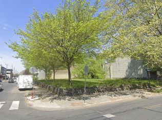 2141 W Ontario St, Philadelphia, PA 19140