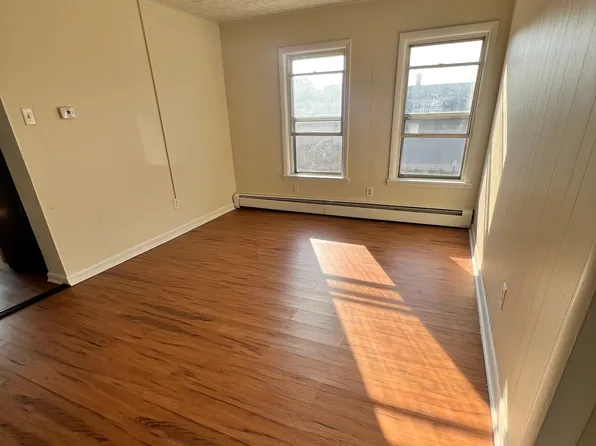 (undisclosed Address), Wilkes Barre, PA 18706