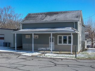 11258 Van Buren St, Wapakoneta, OH 45895