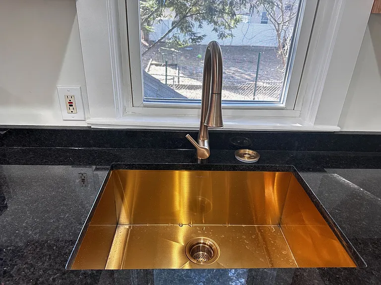 11 Porter St — Photo 7