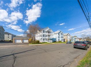 16 Day St, New Britain, CT 06051