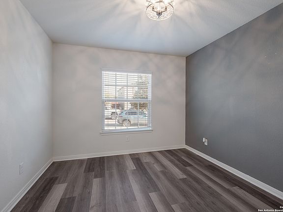 3rd image of 12316 KIRSHNER WAY