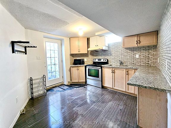 2nd image of 55 Velvet Grass Ln #B