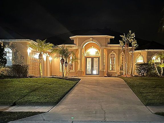 2nd image of 13650 Thoroughbred Dr