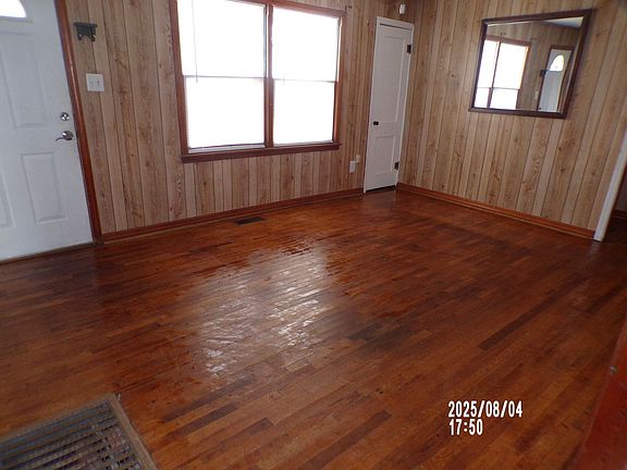 2nd image of 2620 SW Cornell Ave