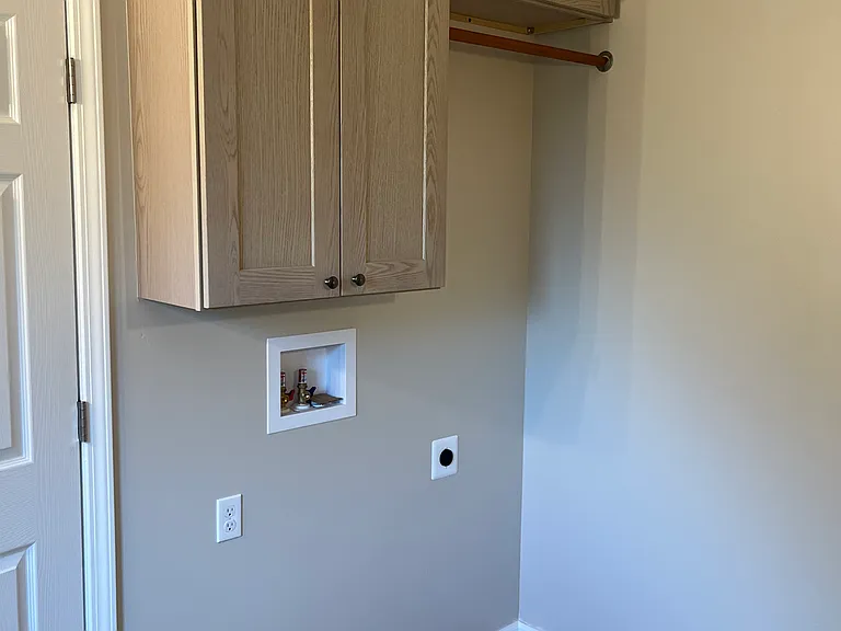 10 Lakeville Ct — Photo 7