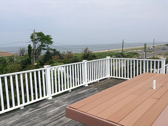 3rd image of 805 Leeton Drive