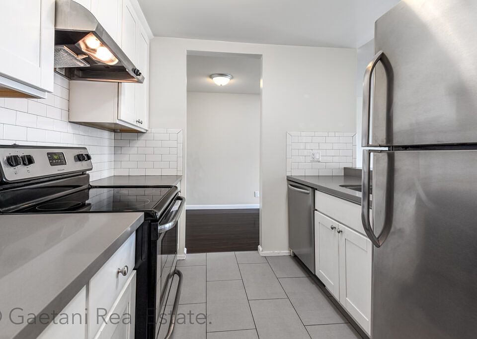 1st image of 1386 30th Ave APT 204
