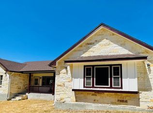 13 E River Oaks Ln, Ingram, TX 78025