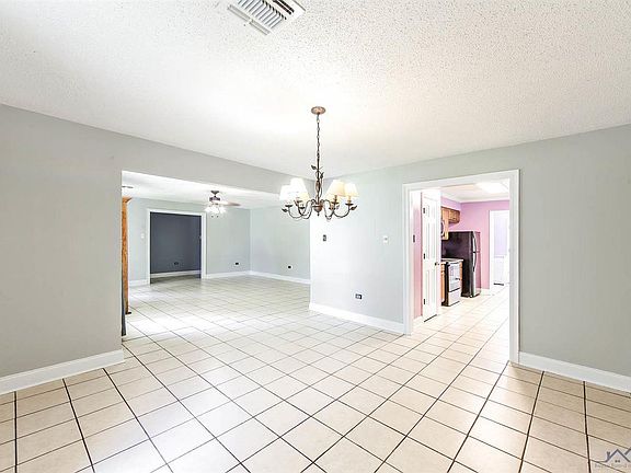 5th image of 304 Melrose Dr