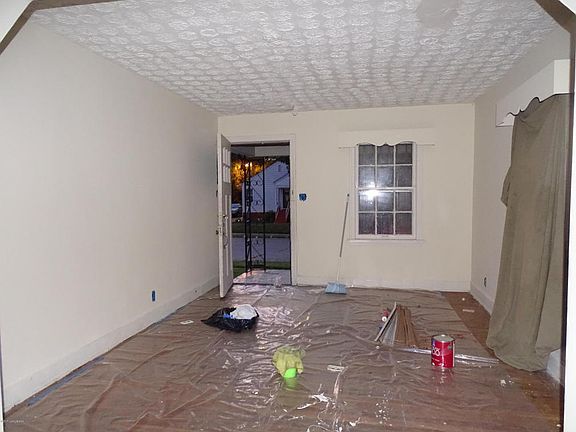 3rd image of 113 S 45th St