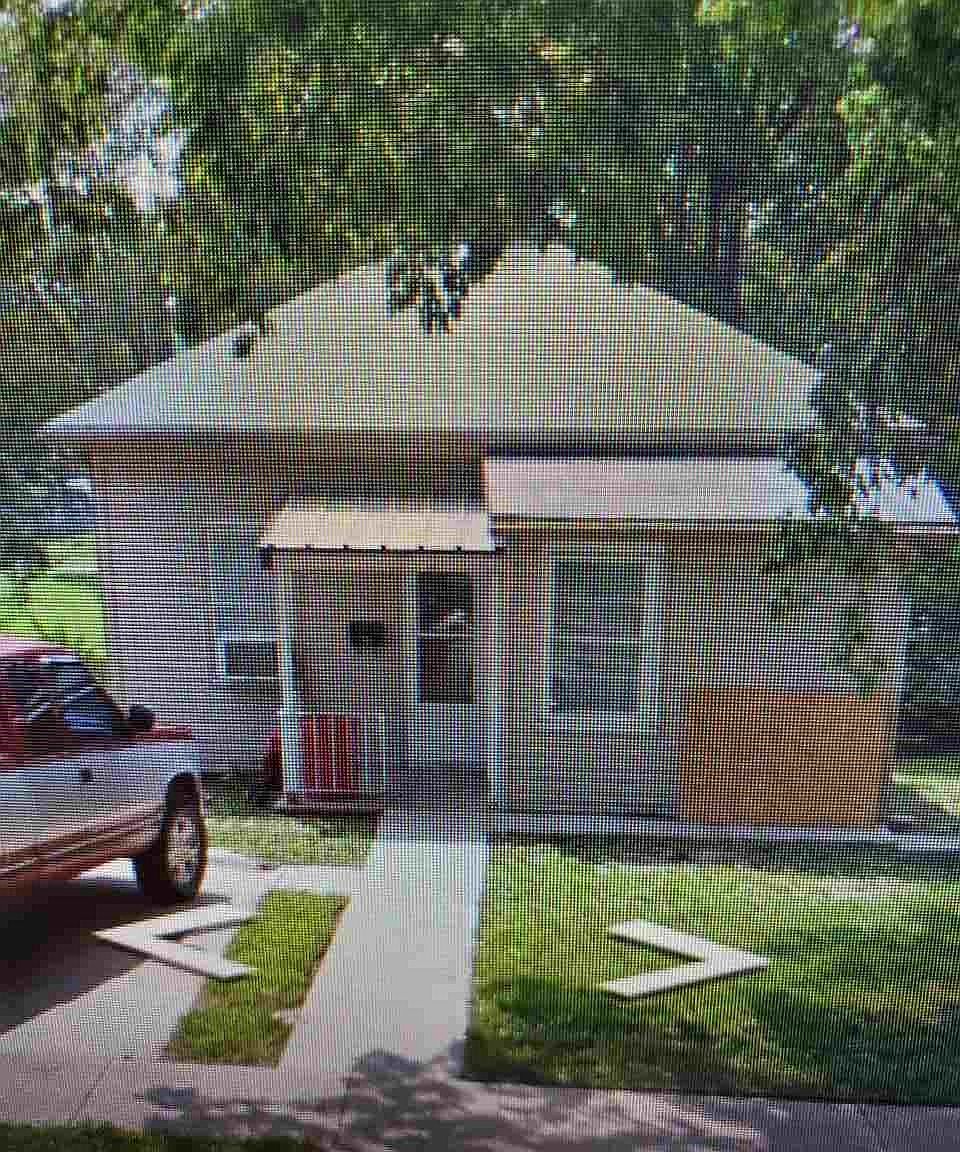 703 S 10th St Beatrice NE 68310 Zillow