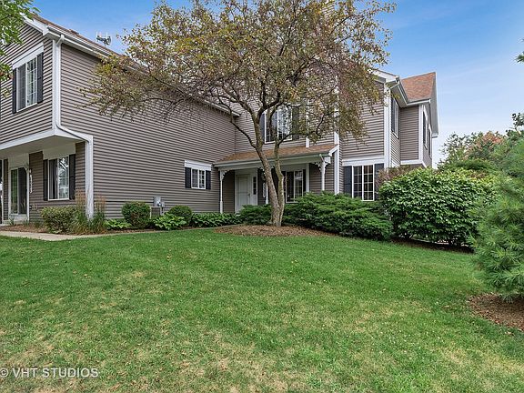2nd image of 1333 Lowell Dr #1333