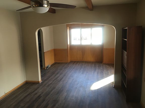 4th image of 810 Lincoln Ave