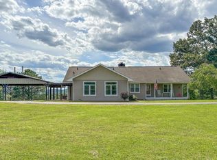 581 Emory River Rd, Harriman, TN 37748