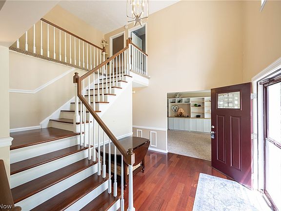 4th image of 20760 Forestwood Dr