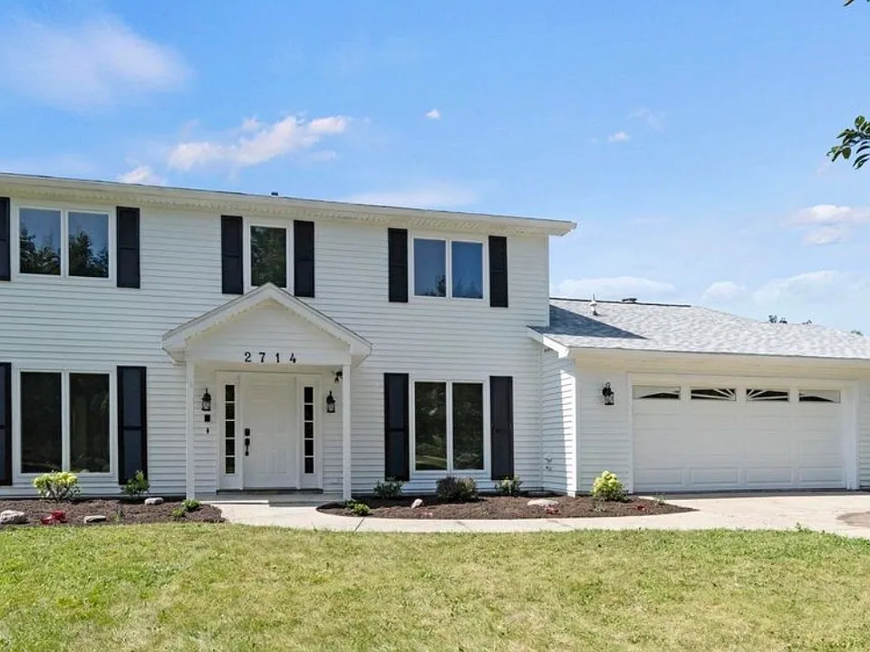 2714 Covington Woods Blvd