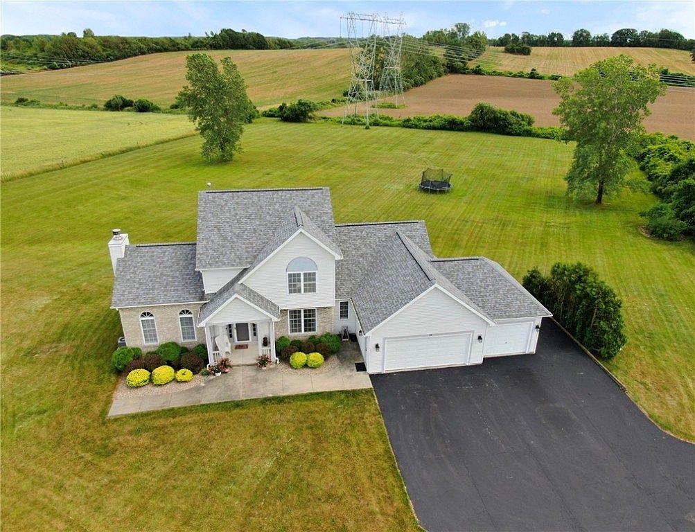 14 Lentine Dr, Churchville, NY 14428 MLS R1480510 Zillow