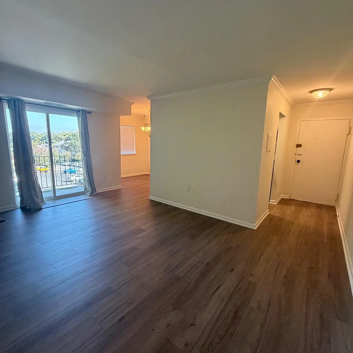 River Terrace Condo — Photo 2