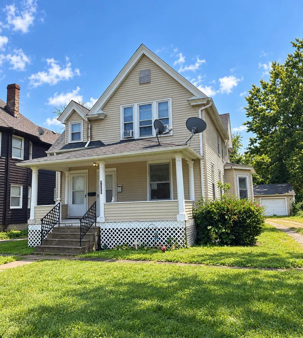 2 bed, 1949 sqft, $1,000 — Photo 1