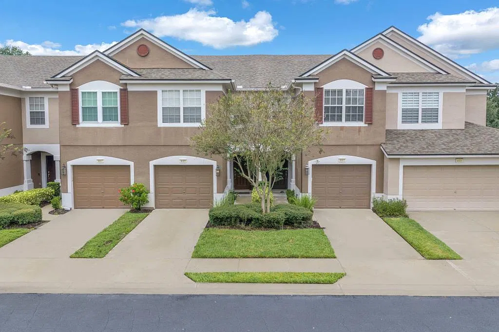 4605 Barnstead Dr — Photo 2