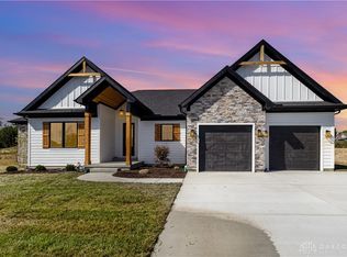 751 Lake Bluff Ct, Lebanon, OH