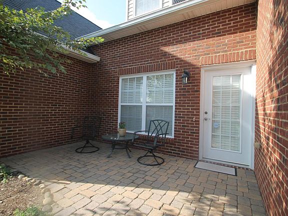 4th image of 1704 Wisteria View Way