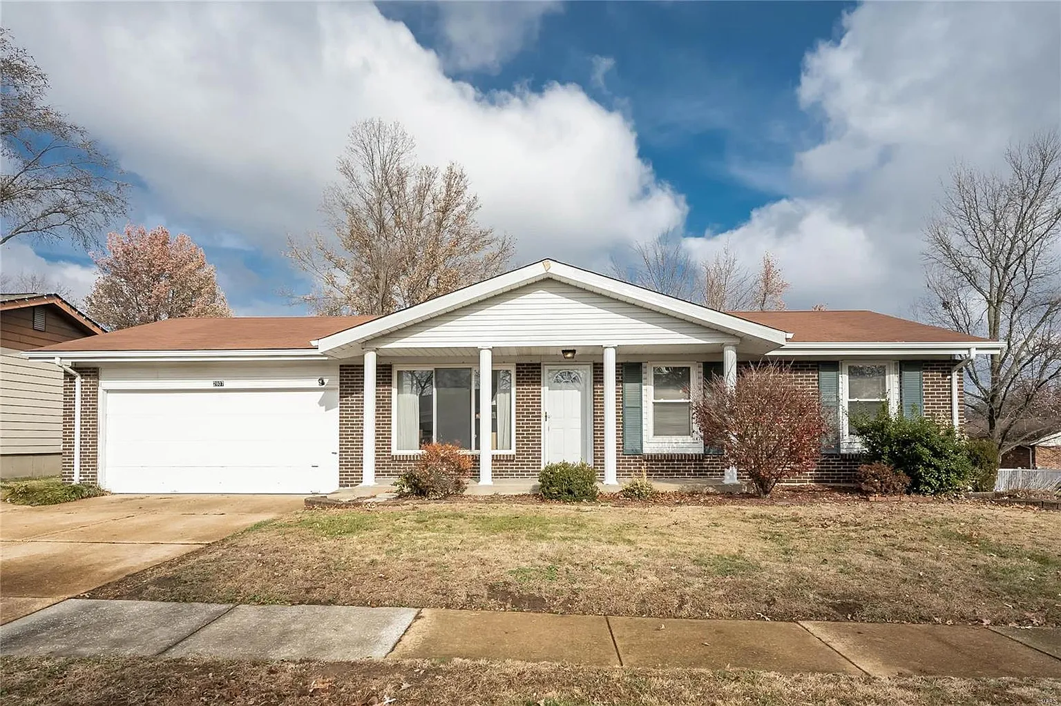 2807 Gladwood Dr photo 1
