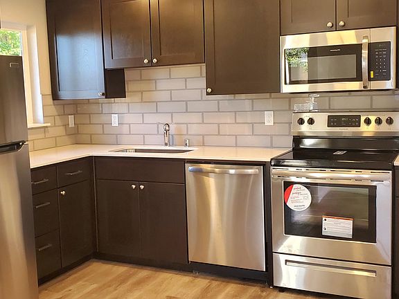 2nd image of 10206 47th Ave SW