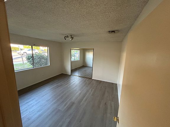 5th image of 3466 Towne Center Dr #3466