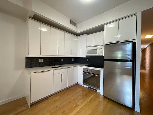 Rented by Corcoran | media 7