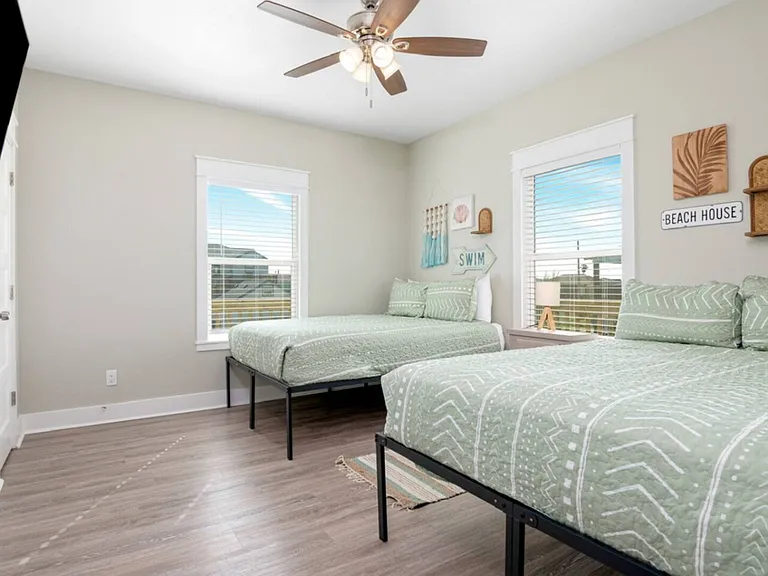 Gulf Shores Dr — Photo 52