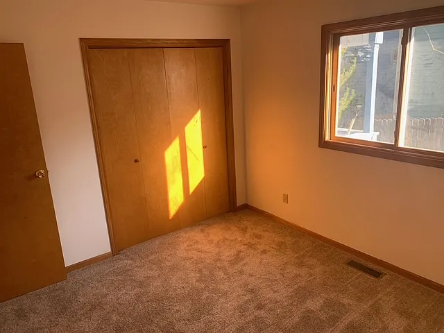 2321 N Glenisle Ave #B — Photo 7