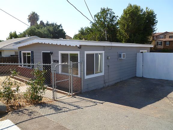 4th image of 10226 Buena Vista Ave