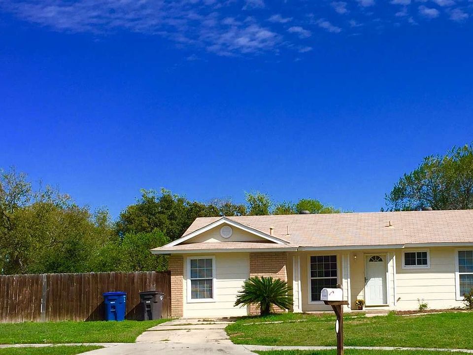 1st image of 5831 WOODHOLLOW