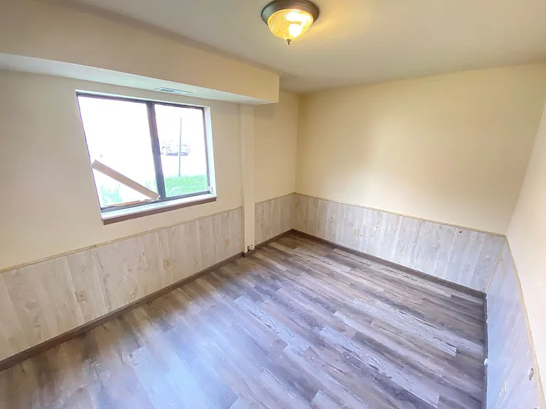 39-51 Chittenden Ave — Photo 25