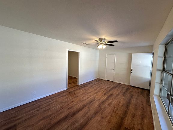 5th image of 8309 Hathaway Dr Unit A