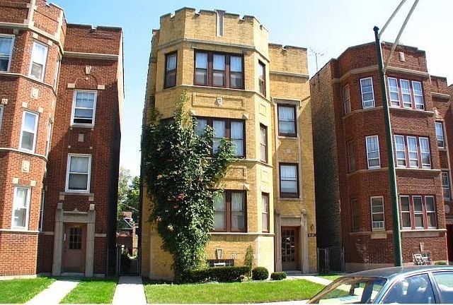 2nd image of 8549 S Bennett Ave