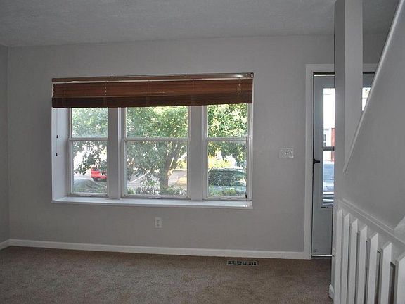 3rd image of 845 Pine Way Dr