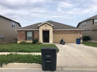 2942 Sawmill Ln, New Braunfels, TX 78130