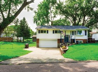 520 Flint St, Onalaska, WI 54650