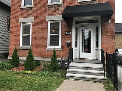202 North Townsend Street — Photo 2